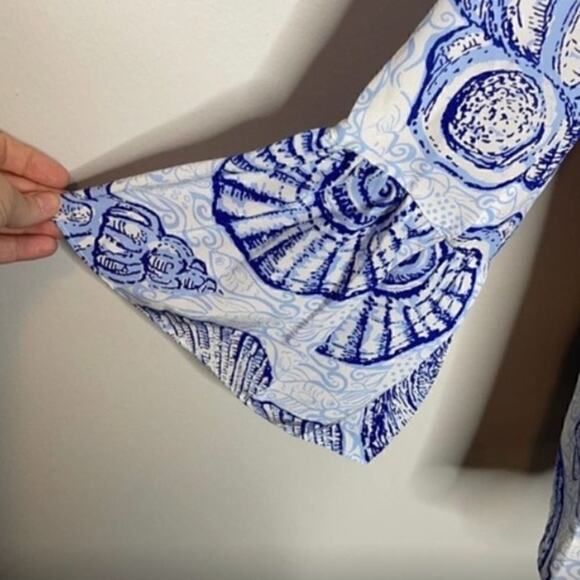 NWT Lilly Pulitzer Matilda 100% Silk Top Womens XXS Blue Peri Pop Up Shells - Picture 5 of 9